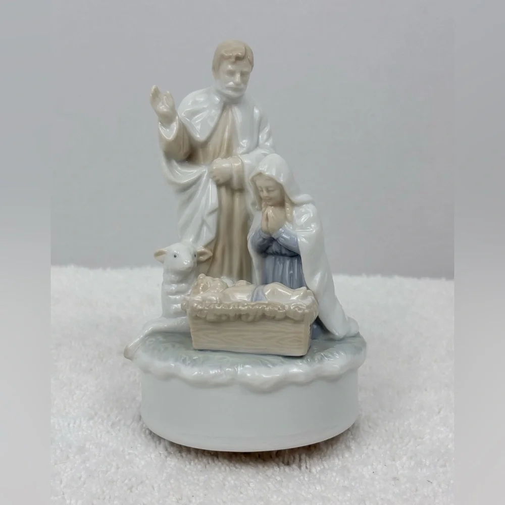 Global Art Vintage 1980s Holy Family Nativity Scene Rotating Music Box